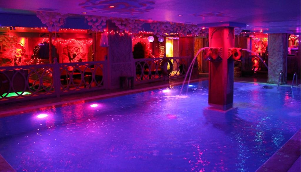 Spa & sauna : pass journée + massage